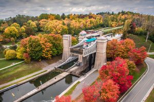 Nature-Lovers-lift-lock